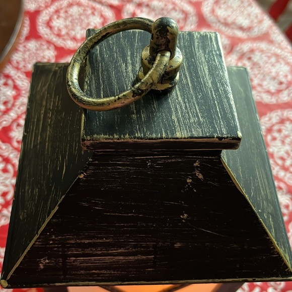 Set 2 new flickering battery operated lanterns - Picture 9 of 10